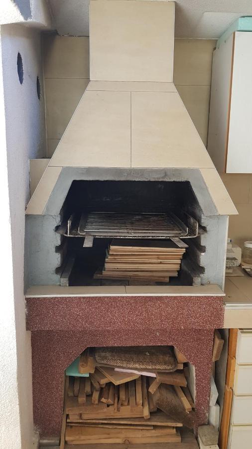 Ferienwohnung Astra Vir Exterior foto